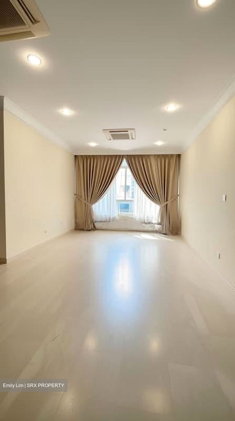 Casa Emerald (D14), Apartment #589570391